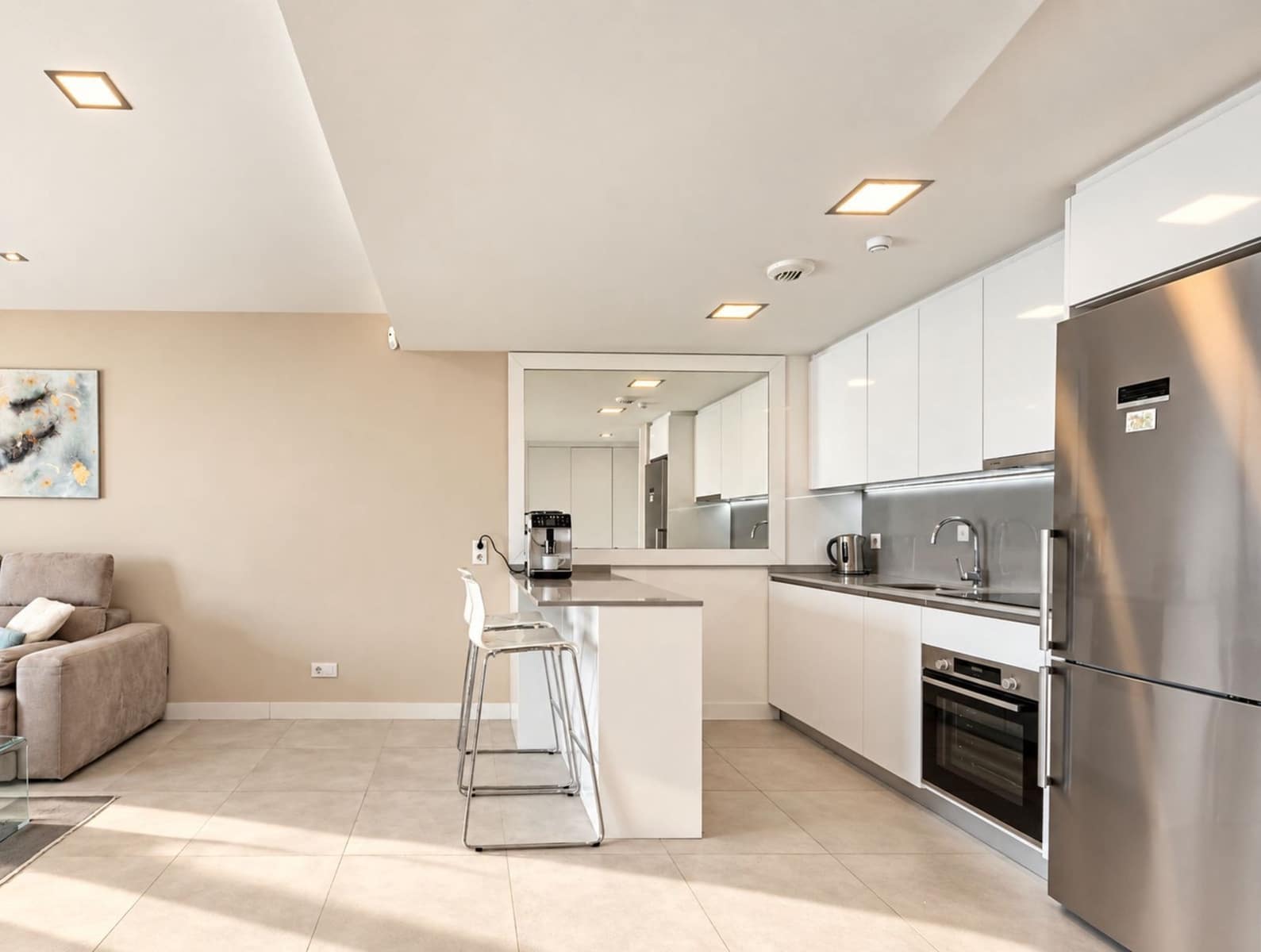 2 soverom Leilighet til salgs i Mijas Costa med svømmebasseng garasje - € 626 000 (Ref: 10094413)