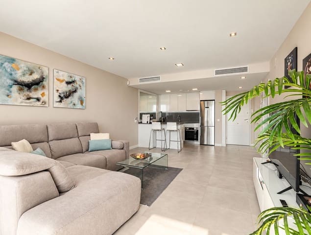 2 soverom Leilighet til salgs i Mijas Costa, Mijas med svømmebasseng garasje - € 626 000 (Ref: 10094413)