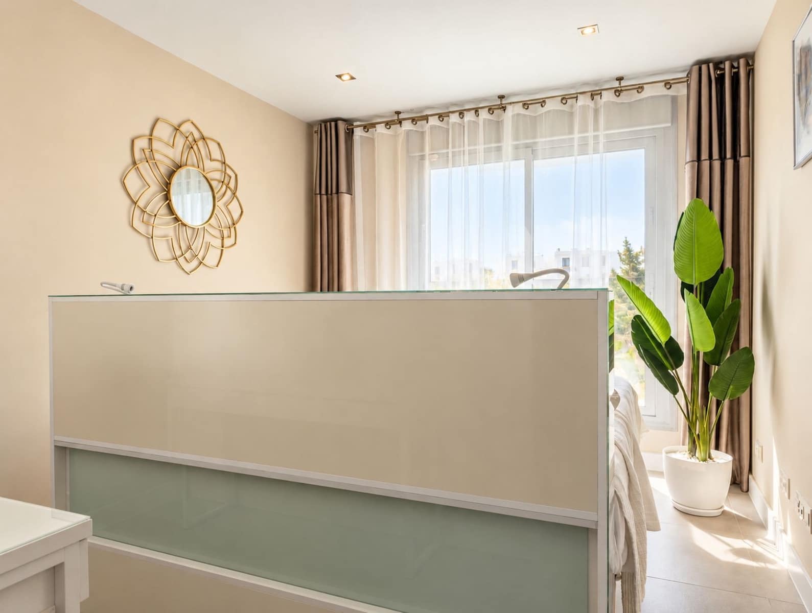 2 soverom Leilighet til salgs i Mijas Costa med svømmebasseng garasje - € 626 000 (Ref: 10094413)