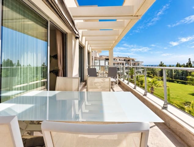 2 soverom Leilighet til salgs i Mijas Costa, Mijas med svømmebasseng garasje - € 626 000 (Ref: 10094413)