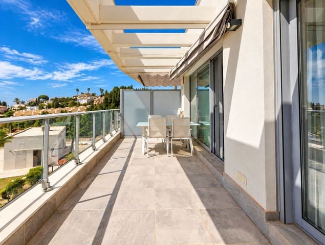 2 soverom Leilighet til salgs i Mijas Costa, Mijas med svømmebasseng garasje - € 626 000 (Ref: 10094413)