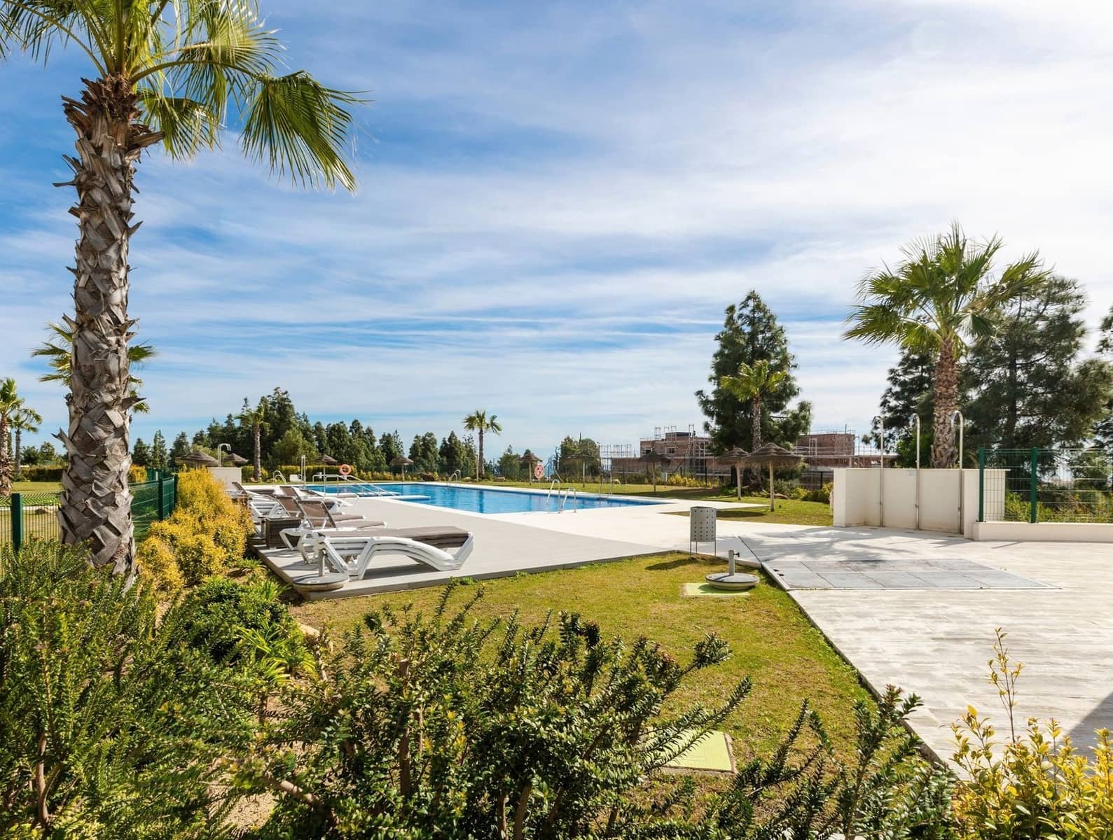 2 soverom Leilighet til salgs i Mijas Costa med svømmebasseng garasje - € 626 000 (Ref: 10094413)
