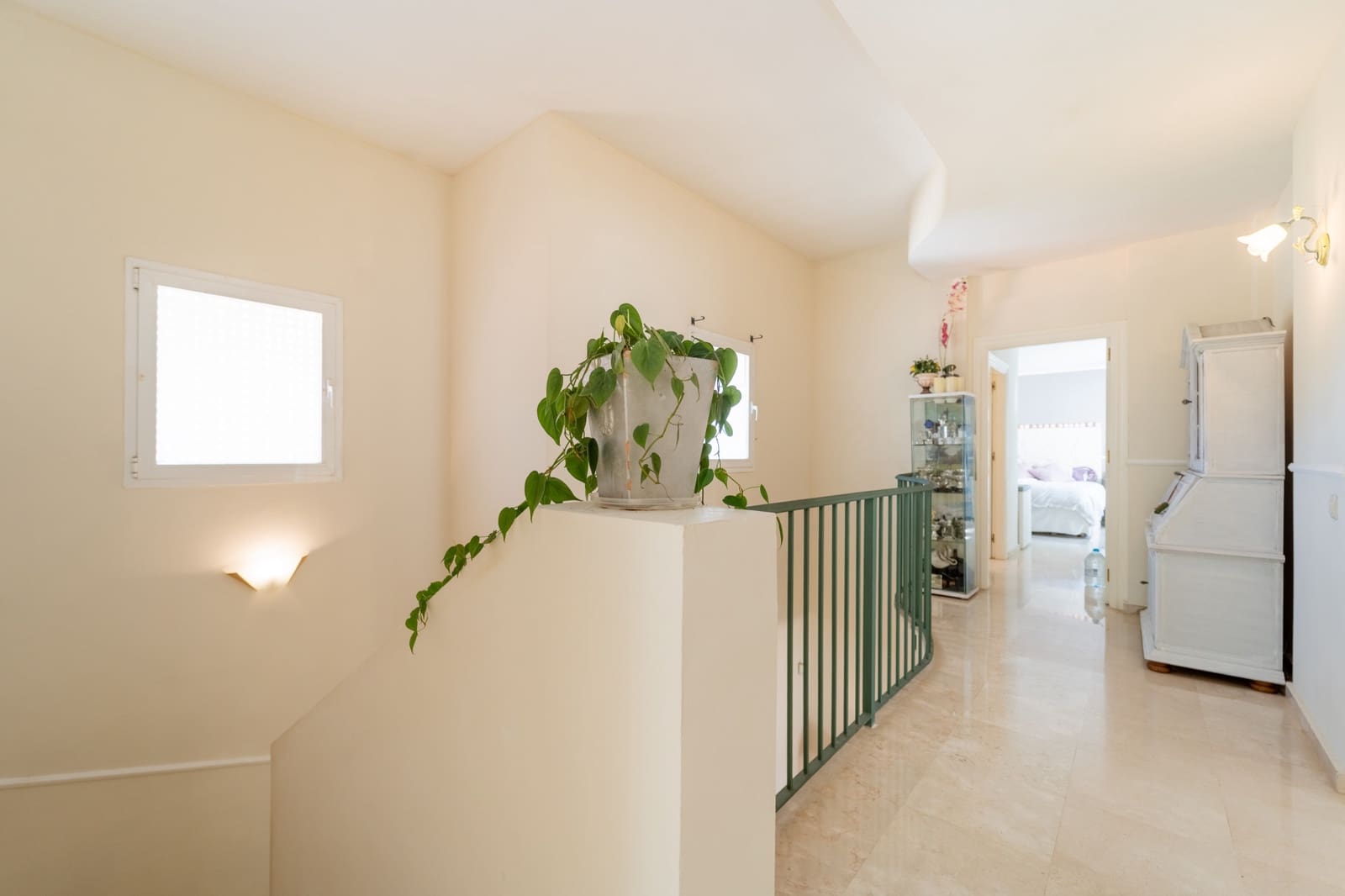 4 quarto Moradia para venda em Marbella com piscina garagem - 1 850 000 € (Ref: 10094414)