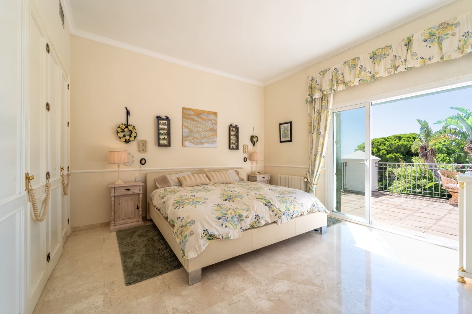 4 quarto Moradia para venda em Marbella com piscina garagem - 1 850 000 € (Ref: 10094414)