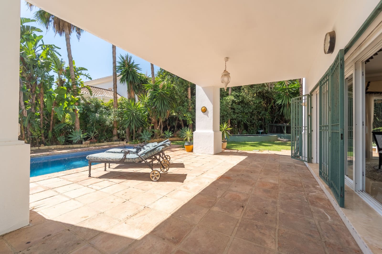 4 quarto Moradia para venda em Marbella com piscina garagem - 1 850 000 € (Ref: 10094414)
