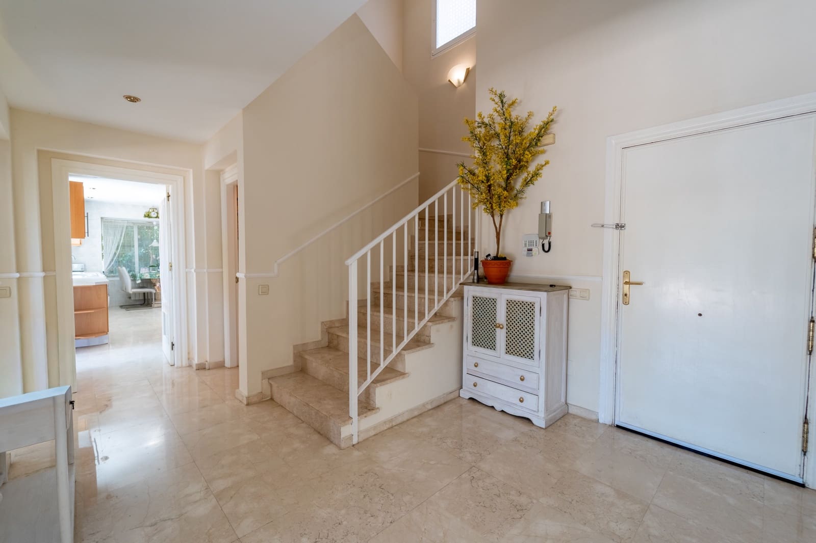 4 quarto Moradia para venda em Marbella com piscina garagem - 1 850 000 € (Ref: 10094414)