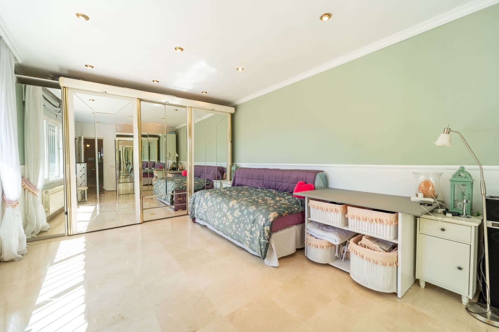 4 quarto Moradia para venda em Marbella com piscina garagem - 1 850 000 € (Ref: 10094414)