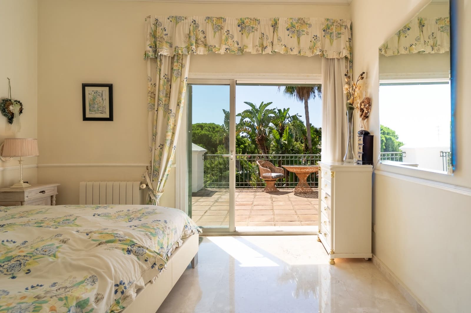 4 quarto Moradia para venda em Marbella com piscina garagem - 1 850 000 € (Ref: 10094414)