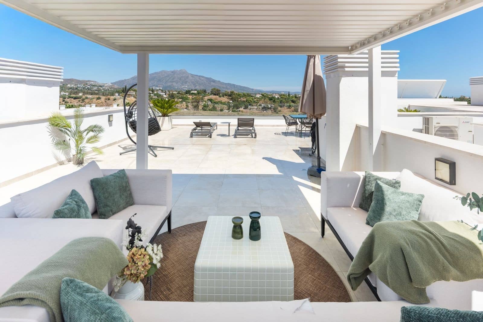 3 soverom Penthouse til salgs i Marbella med svømmebasseng garasje - € 990 000 (Ref: 10094415)