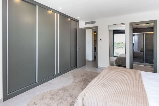 3 soverom Penthouse til salgs i Marbella med svømmebasseng garasje - € 990 000 (Ref: 10094415)
