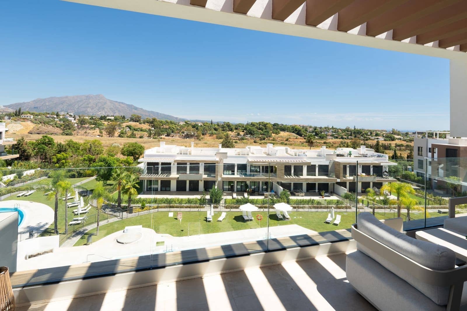 3 soverom Penthouse til salgs i Marbella med svømmebasseng garasje - € 990 000 (Ref: 10094415)