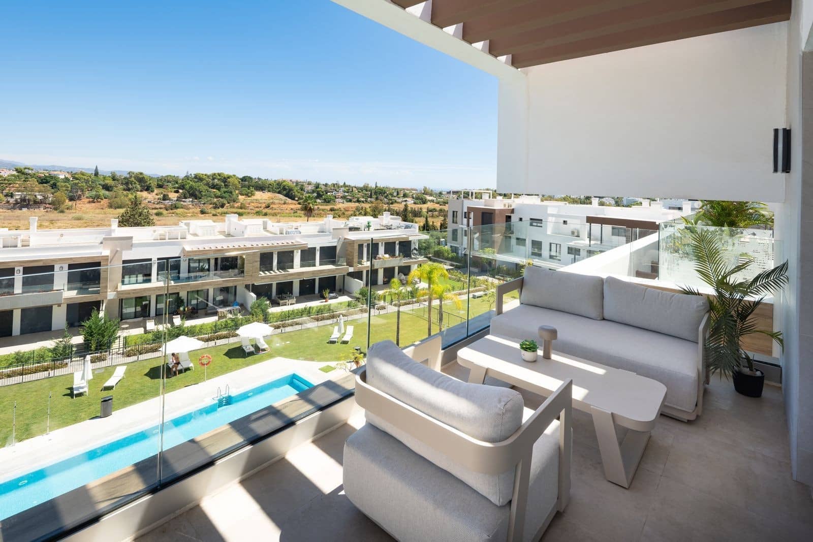 3 soverom Penthouse til salgs i Marbella med svømmebasseng garasje - € 990 000 (Ref: 10094415)