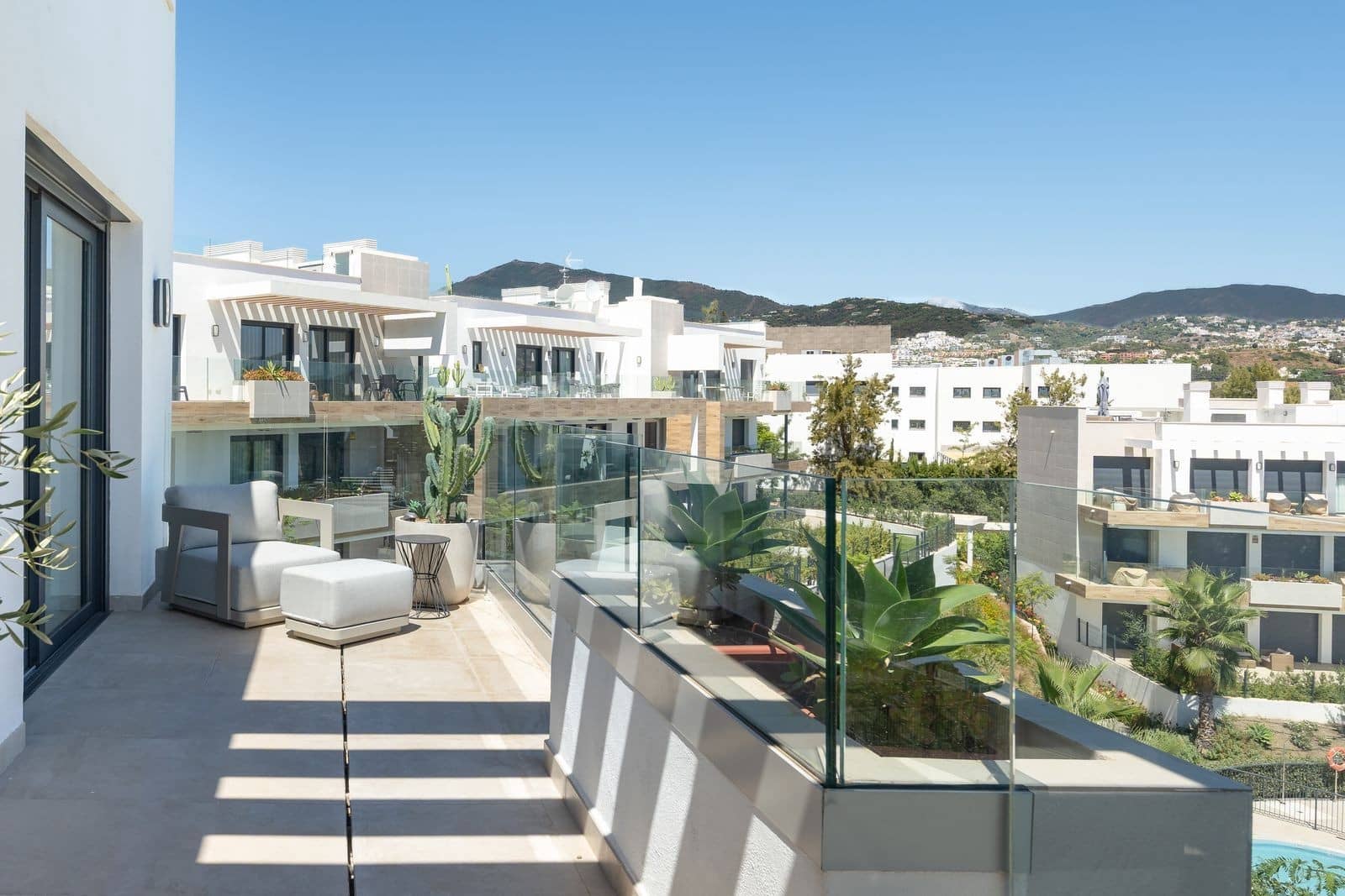 3 soverom Penthouse til salgs i Marbella med svømmebasseng garasje - € 990 000 (Ref: 10094415)