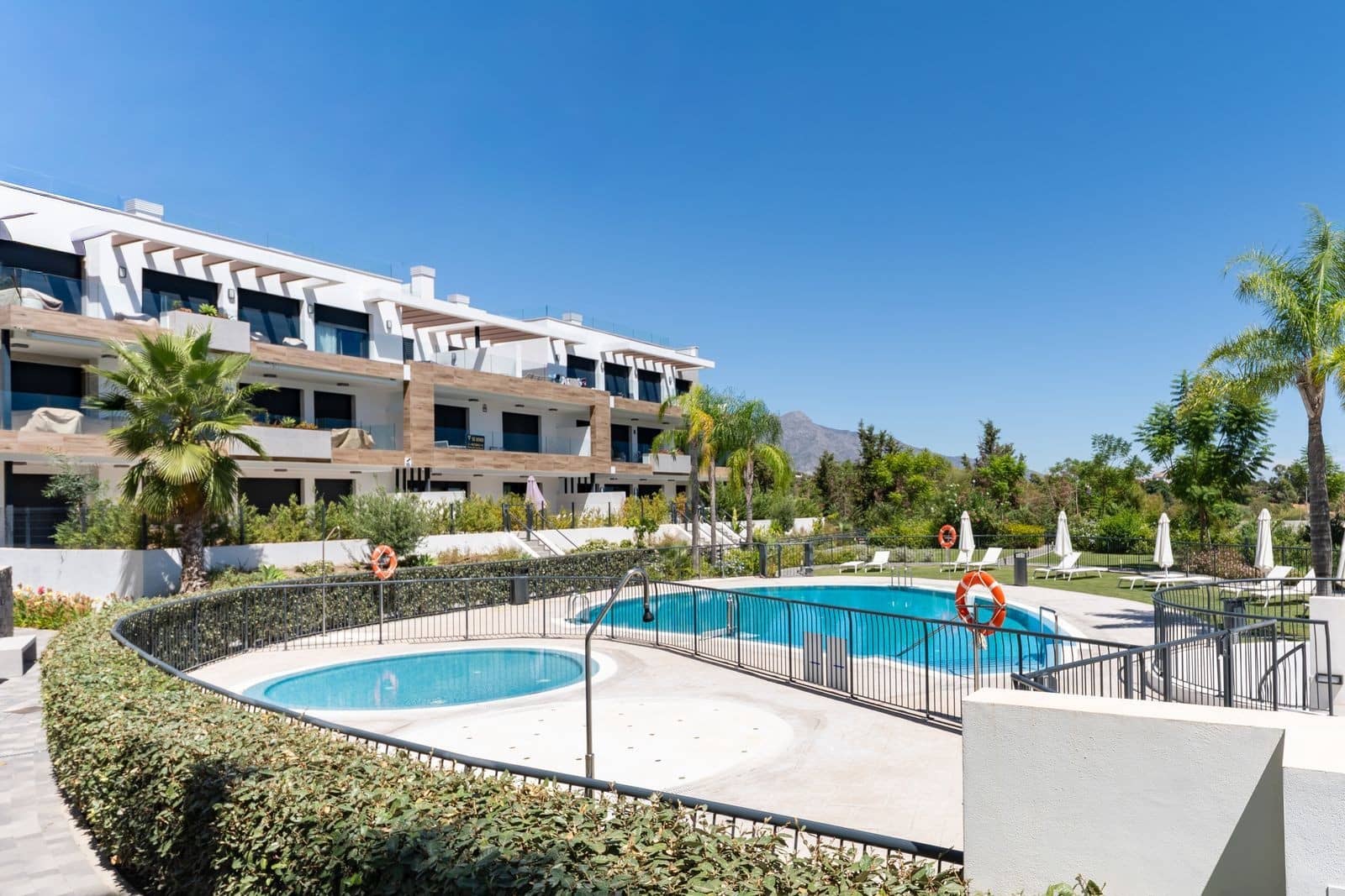 3 soverom Penthouse til salgs i Marbella med svømmebasseng garasje - € 990 000 (Ref: 10094415)