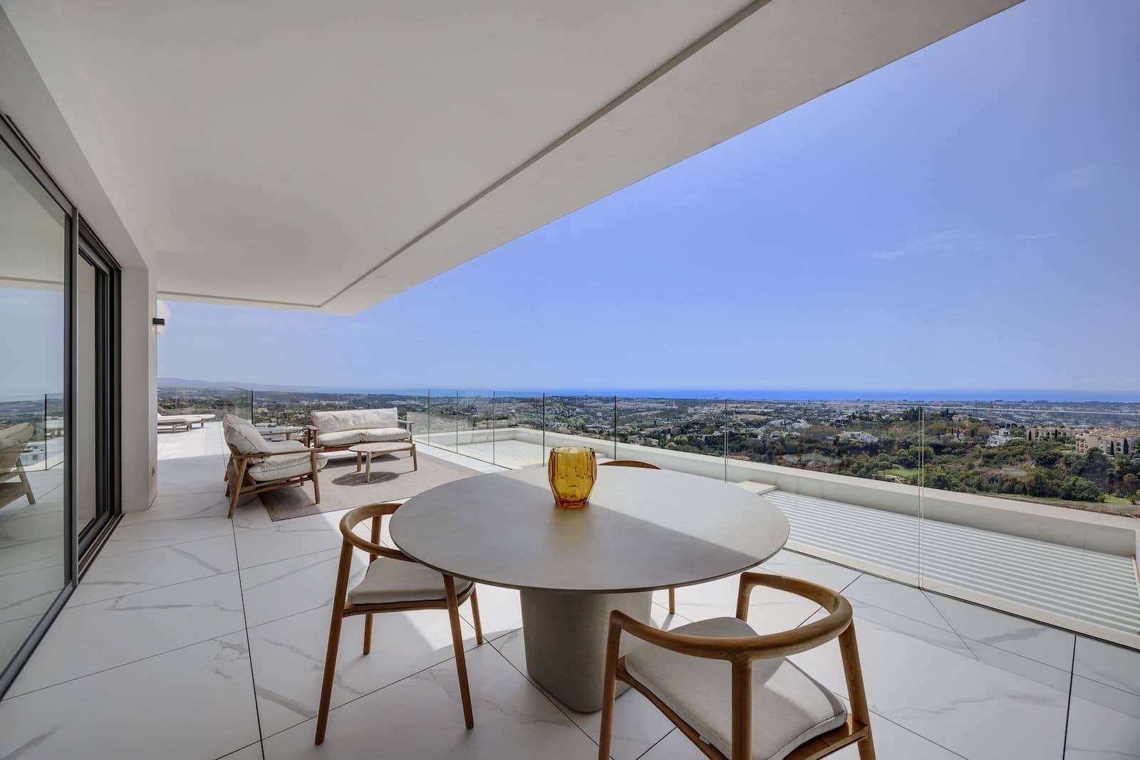 3 chambre Appartement à vendre à La Quinta avec piscine garage - 1 780 000 € (Ref: 10094417)