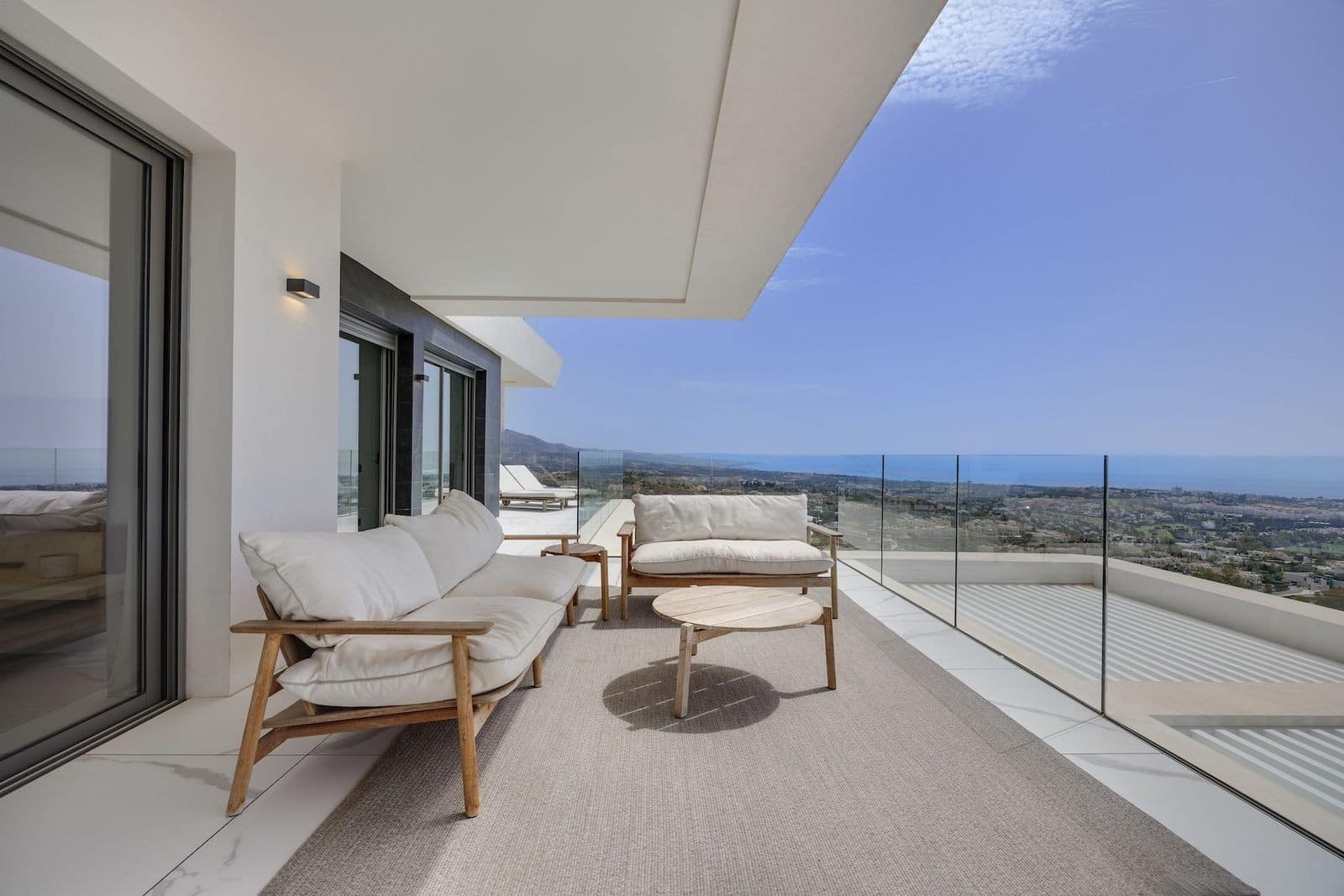 3 chambre Appartement à vendre à La Quinta avec piscine garage - 1 780 000 € (Ref: 10094417)
