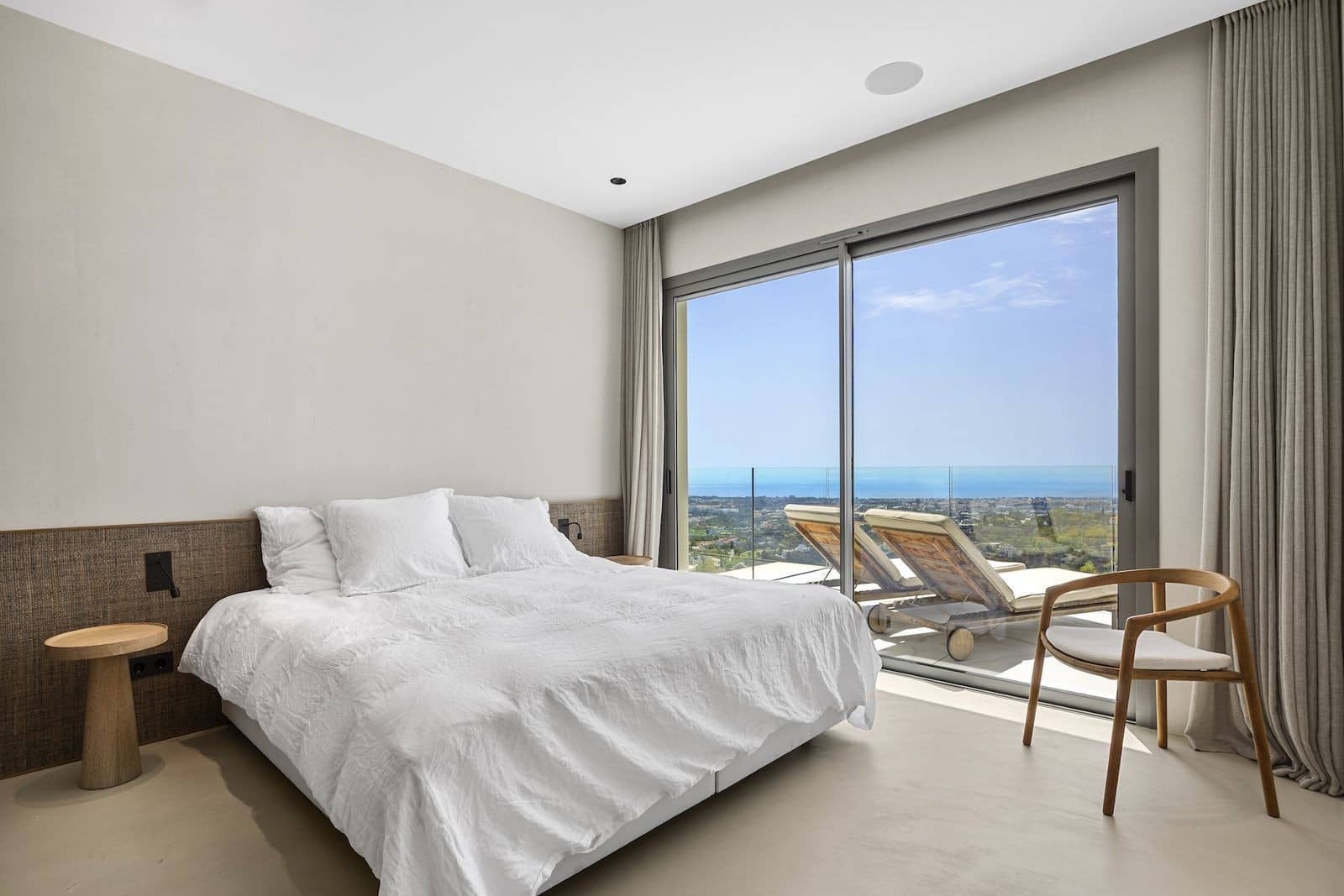 3 chambre Appartement à vendre à La Quinta avec piscine garage - 1 780 000 € (Ref: 10094417)