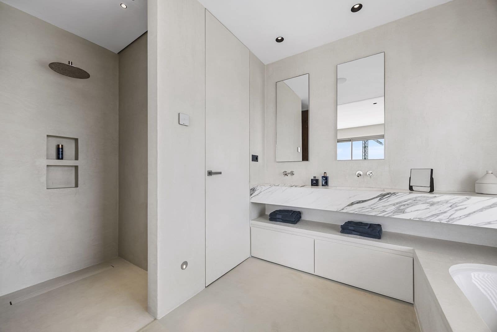 3 chambre Appartement à vendre à La Quinta avec piscine garage - 1 780 000 € (Ref: 10094417)