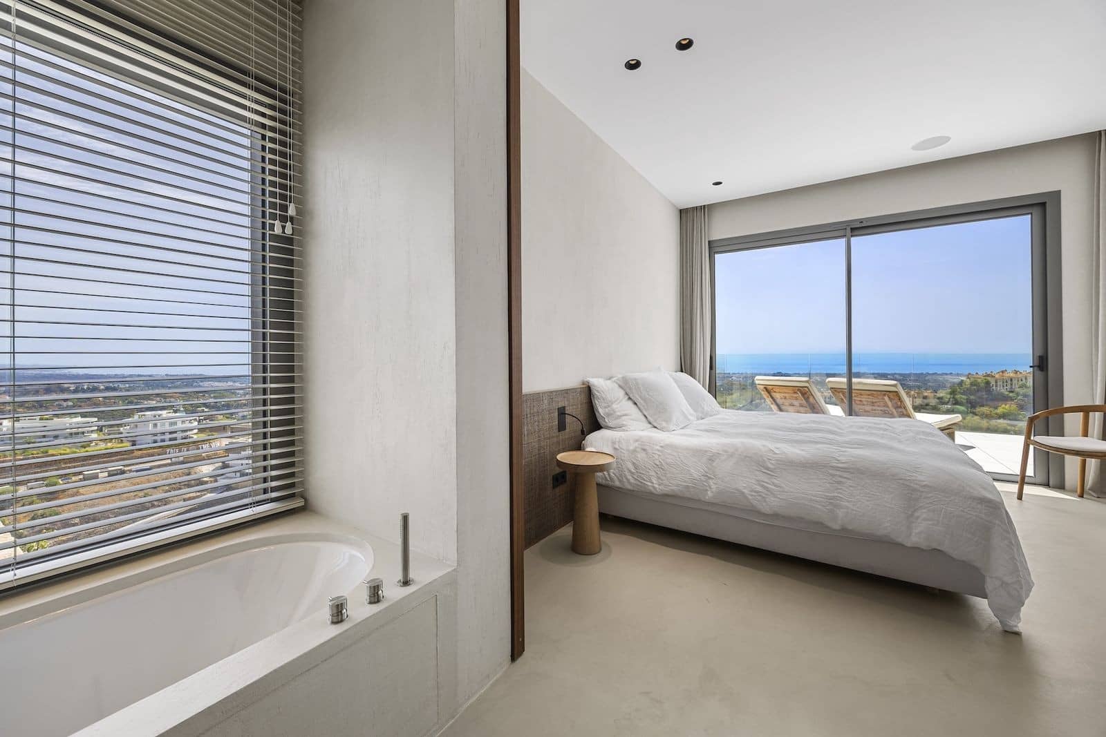 3 chambre Appartement à vendre à La Quinta avec piscine garage - 1 780 000 € (Ref: 10094417)