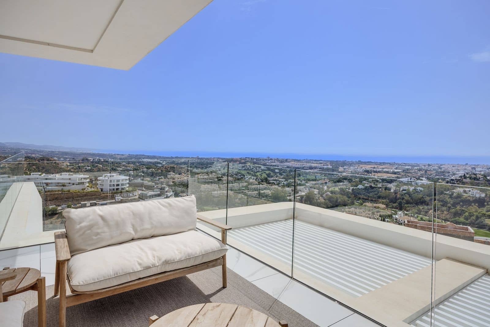 3 chambre Appartement à vendre à La Quinta avec piscine garage - 1 780 000 € (Ref: 10094417)