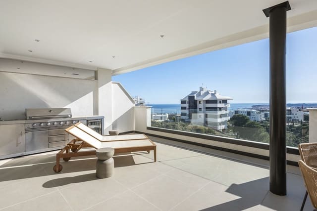 3 soveværelse Lejlighed til salg i El Higuerón, Fuengirola med swimmingpool garage - € 749.000 (Ref: 10094418)