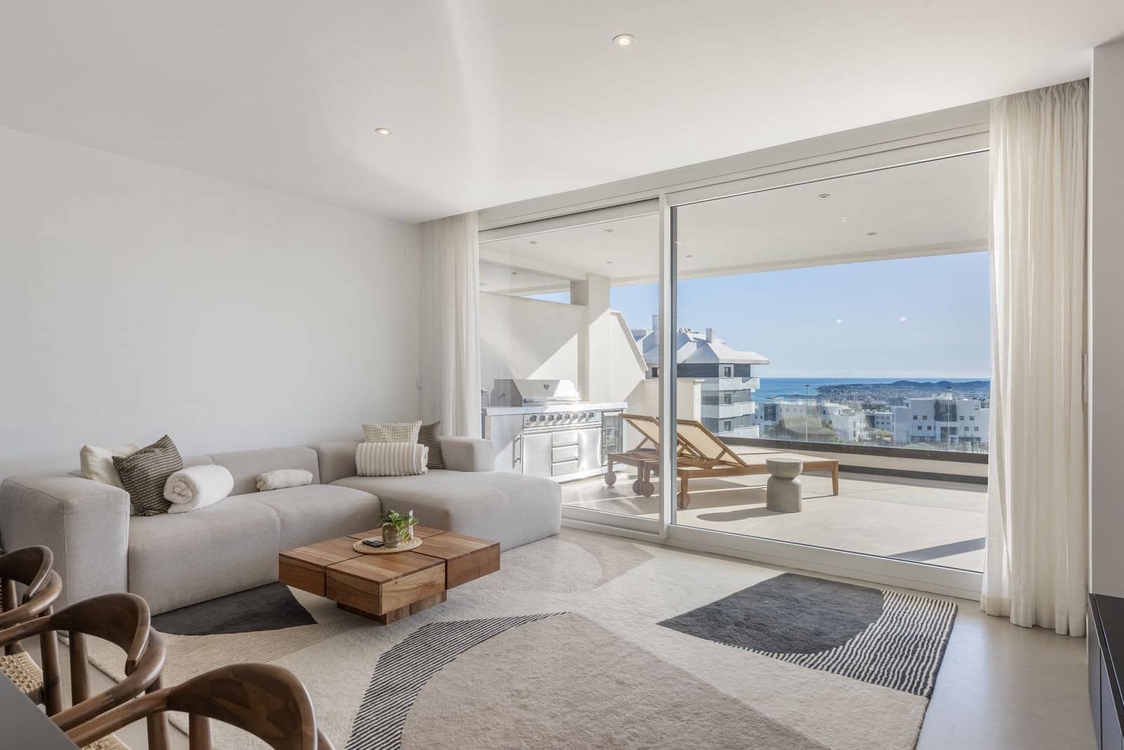 3 soveværelse Lejlighed til salg i Fuengirola med swimmingpool garage - € 749.000 (Ref: 10094418)