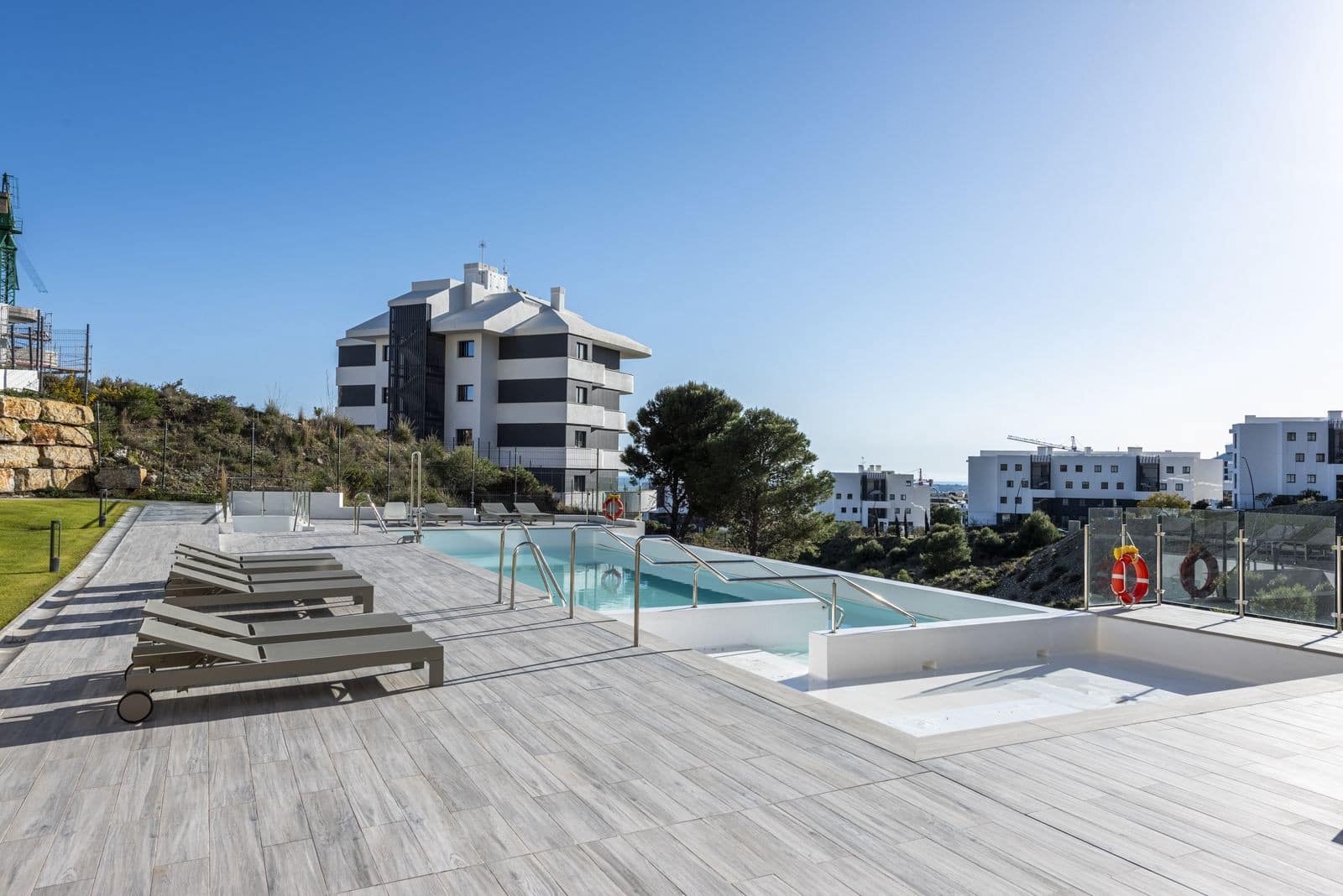 3 soveværelse Lejlighed til salg i Fuengirola med swimmingpool garage - € 749.000 (Ref: 10094418)