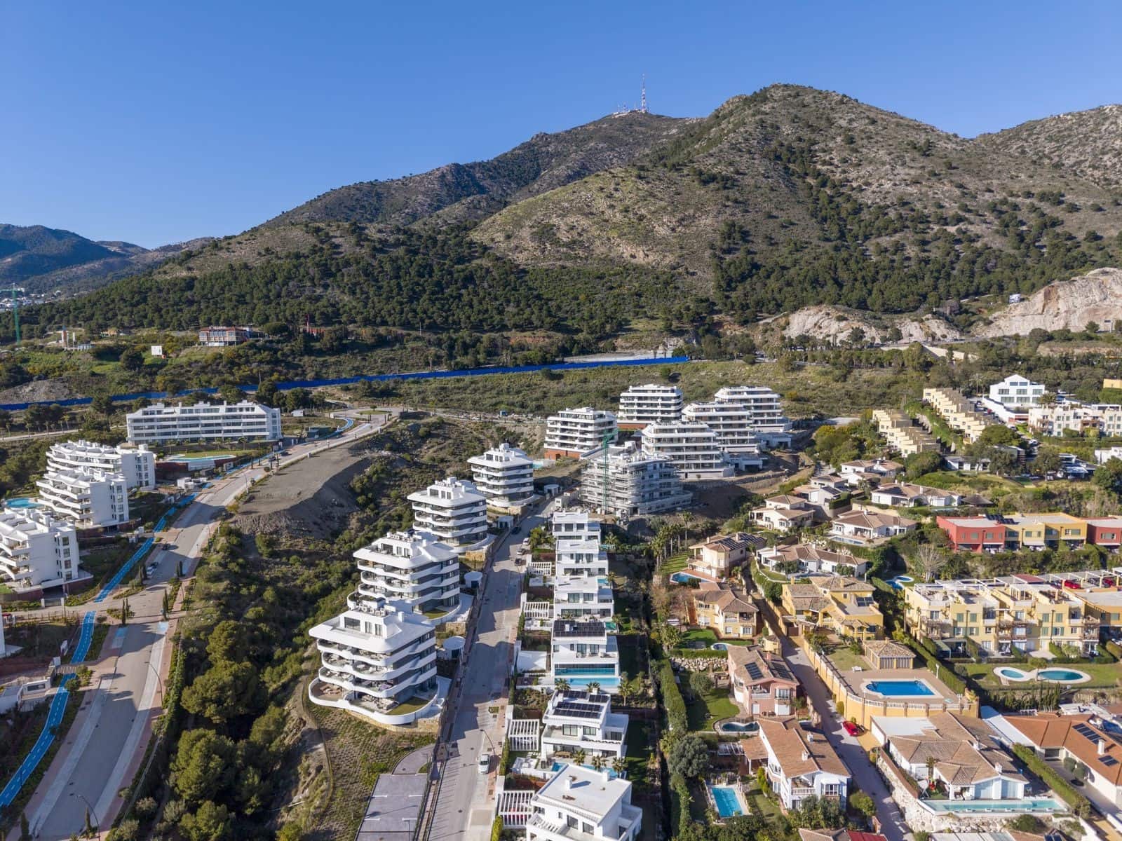 3 soveværelse Lejlighed til salg i Fuengirola med swimmingpool garage - € 749.000 (Ref: 10094418)