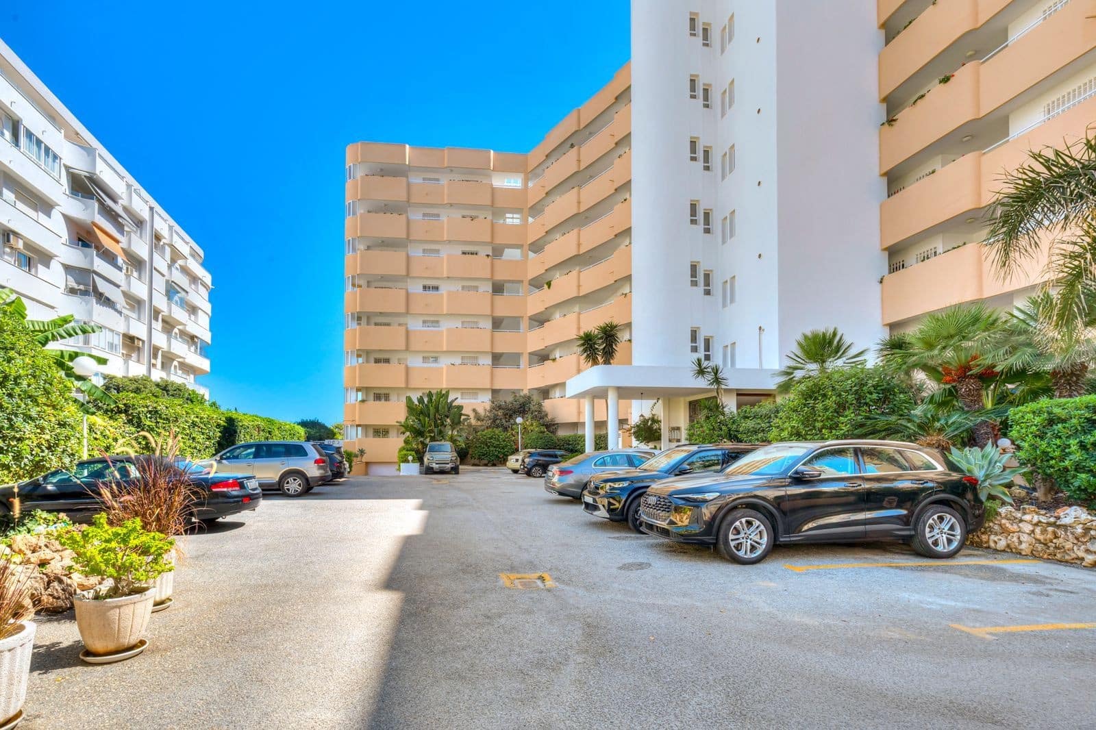 2 slaapkamer Appartement te koop in Fuengirola met zwembad garage - € 590.000 (Ref: 10100115)