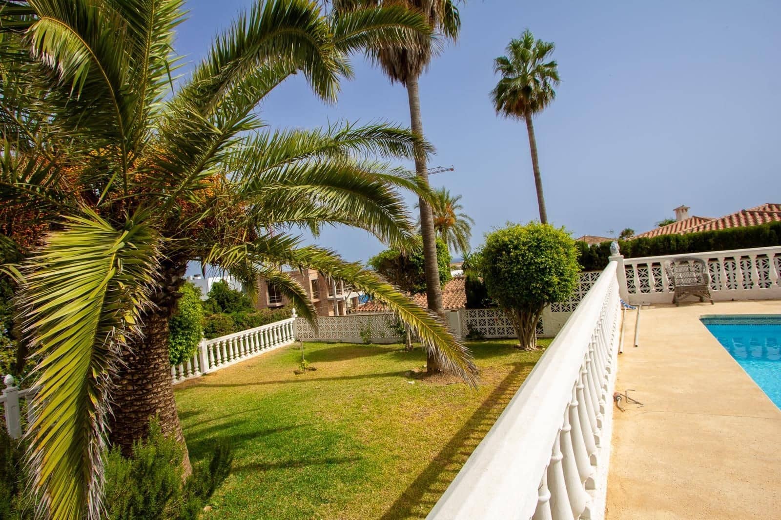 5 quarto Moradia para venda em Mijas Costa com piscina garagem - 995 000 € (Ref: 10100116)