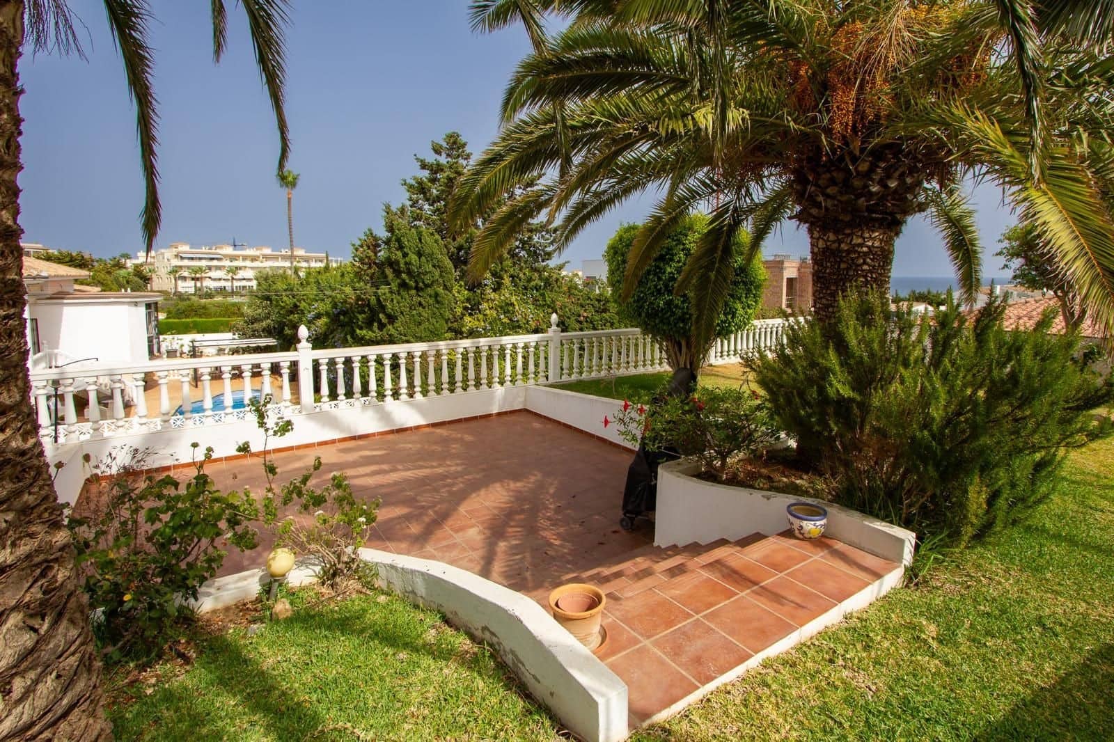 5 quarto Moradia para venda em Mijas Costa com piscina garagem - 995 000 € (Ref: 10100116)
