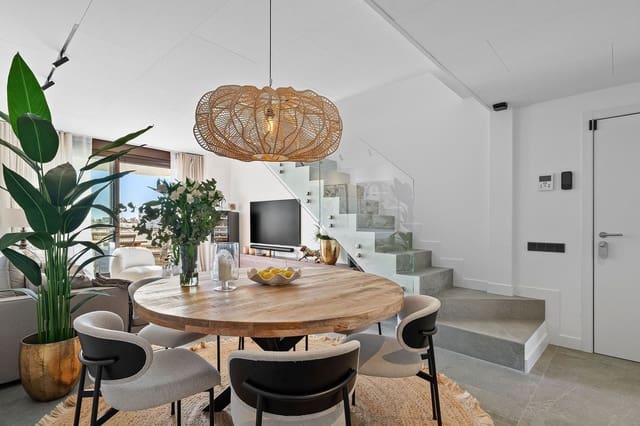 3 camera da letto Attico in vendita in Estepona con piscina garage - 1.095.000 € (Rif: 10100117)