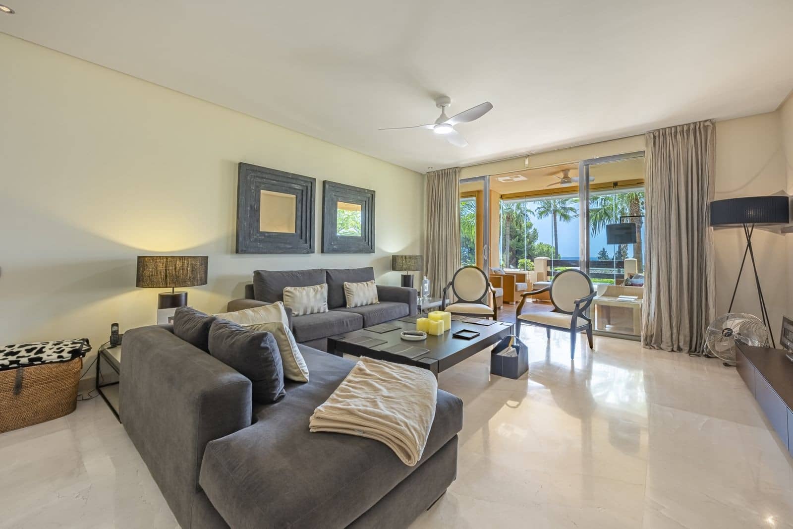 2 soverom Leilighet til salgs i Marbella med svømmebasseng garasje - € 1 250 000 (Ref: 10100118)