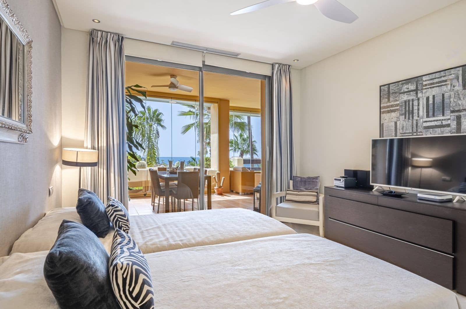 2 soverom Leilighet til salgs i Marbella med svømmebasseng garasje - € 1 250 000 (Ref: 10100118)