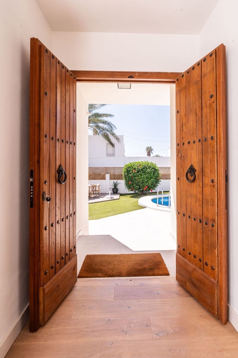 3 slaapkamer Villa te koop in Marbella met zwembad garage - € 1.650.000 (Ref: 10102233)
