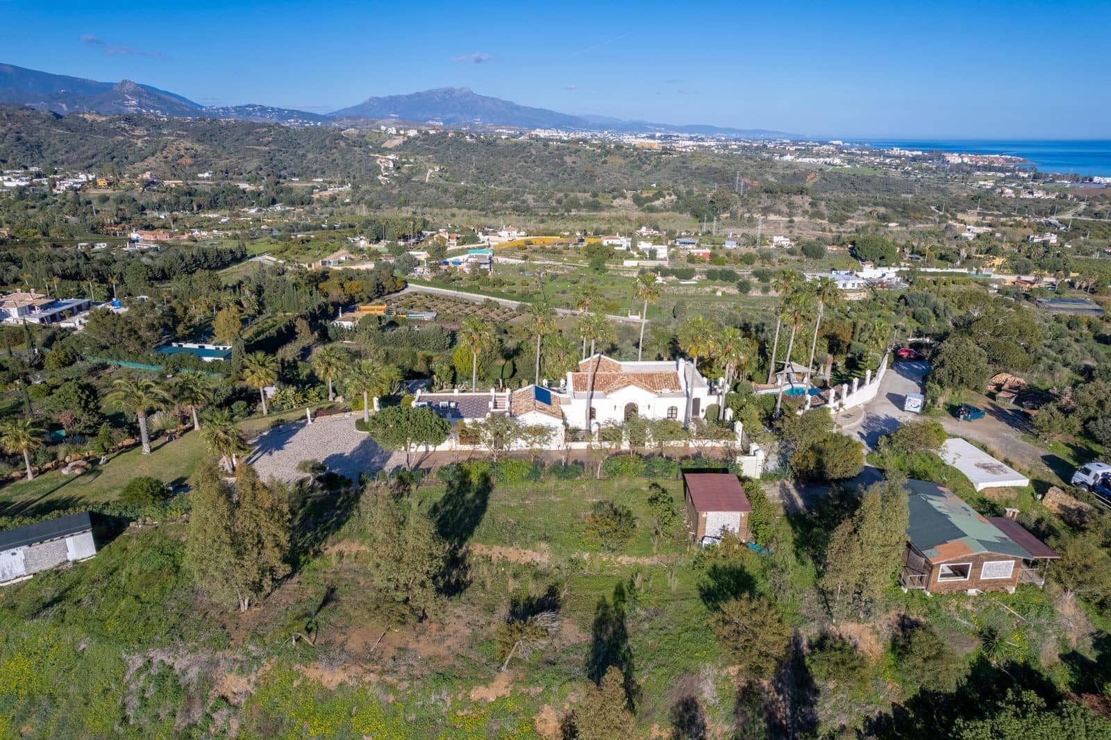 6 quarto Moradia para venda em Estepona com piscina garagem - 2 995 000 € (Ref: 10102234)