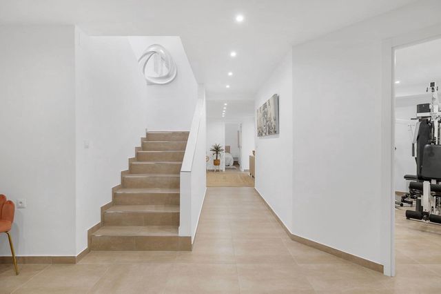6 sovrum Villa till salu i Estepona med pool garage - 2 350 000 € (Ref: 10102235)