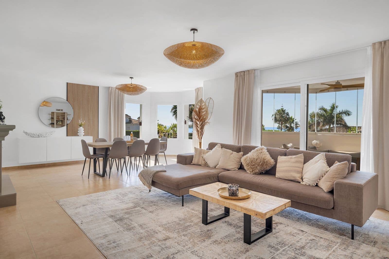 6 sovrum Villa till salu i Estepona med pool garage - 2 350 000 € (Ref: 10102235)