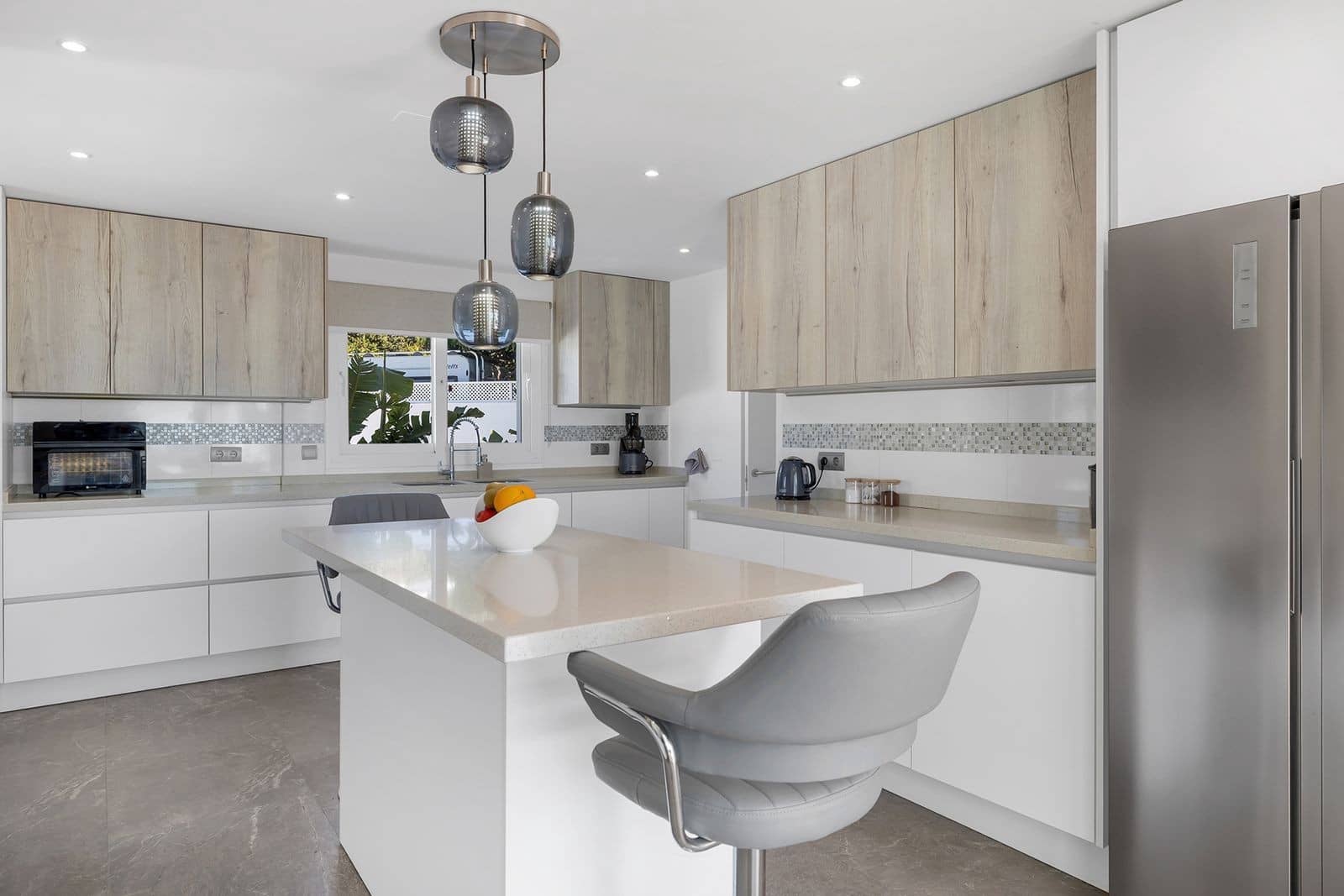 6 sovrum Villa till salu i Estepona med pool garage - 2 350 000 € (Ref: 10102235)