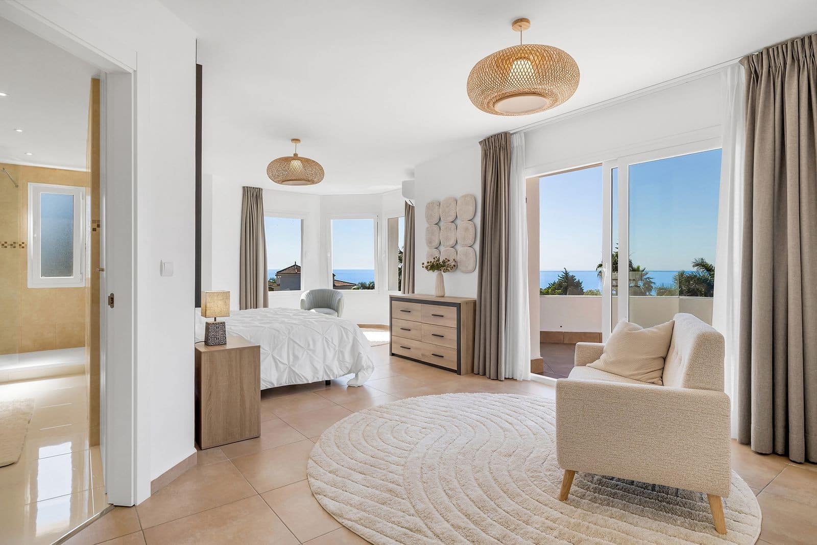 6 sovrum Villa till salu i Estepona med pool garage - 2 350 000 € (Ref: 10102235)