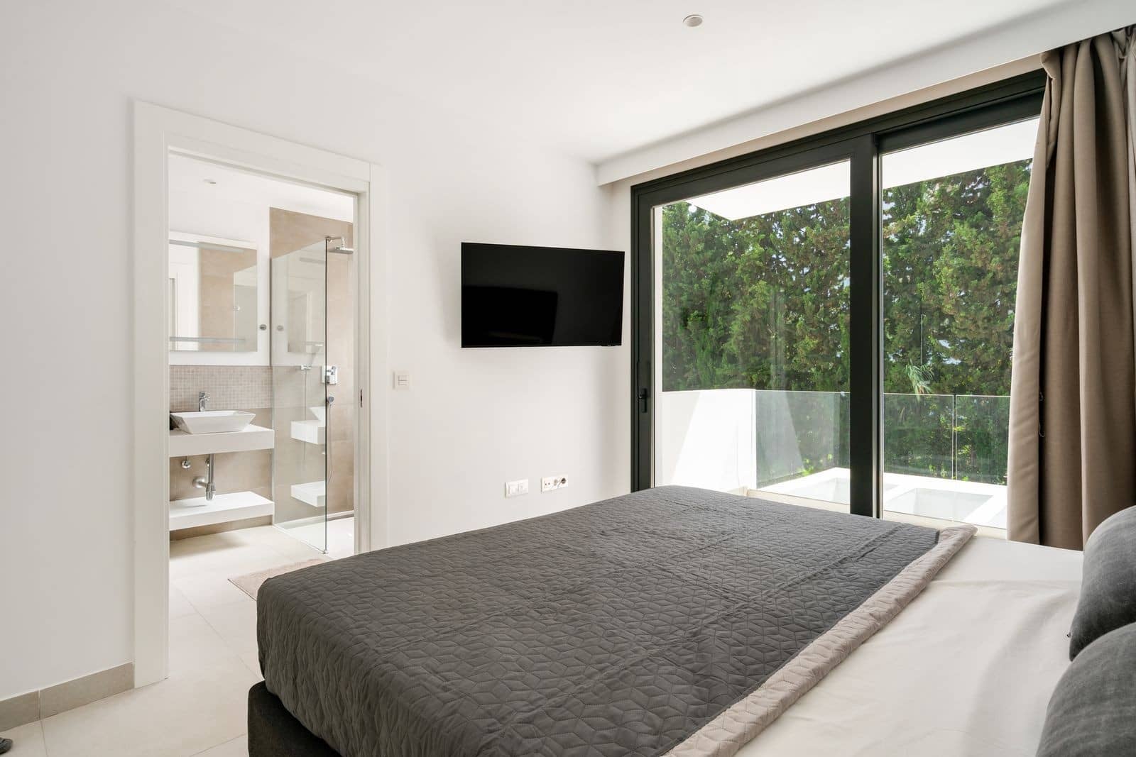 4 camera da letto Casa in vendita in Estepona con piscina garage - 1.195.000 € (Rif: 10102238)