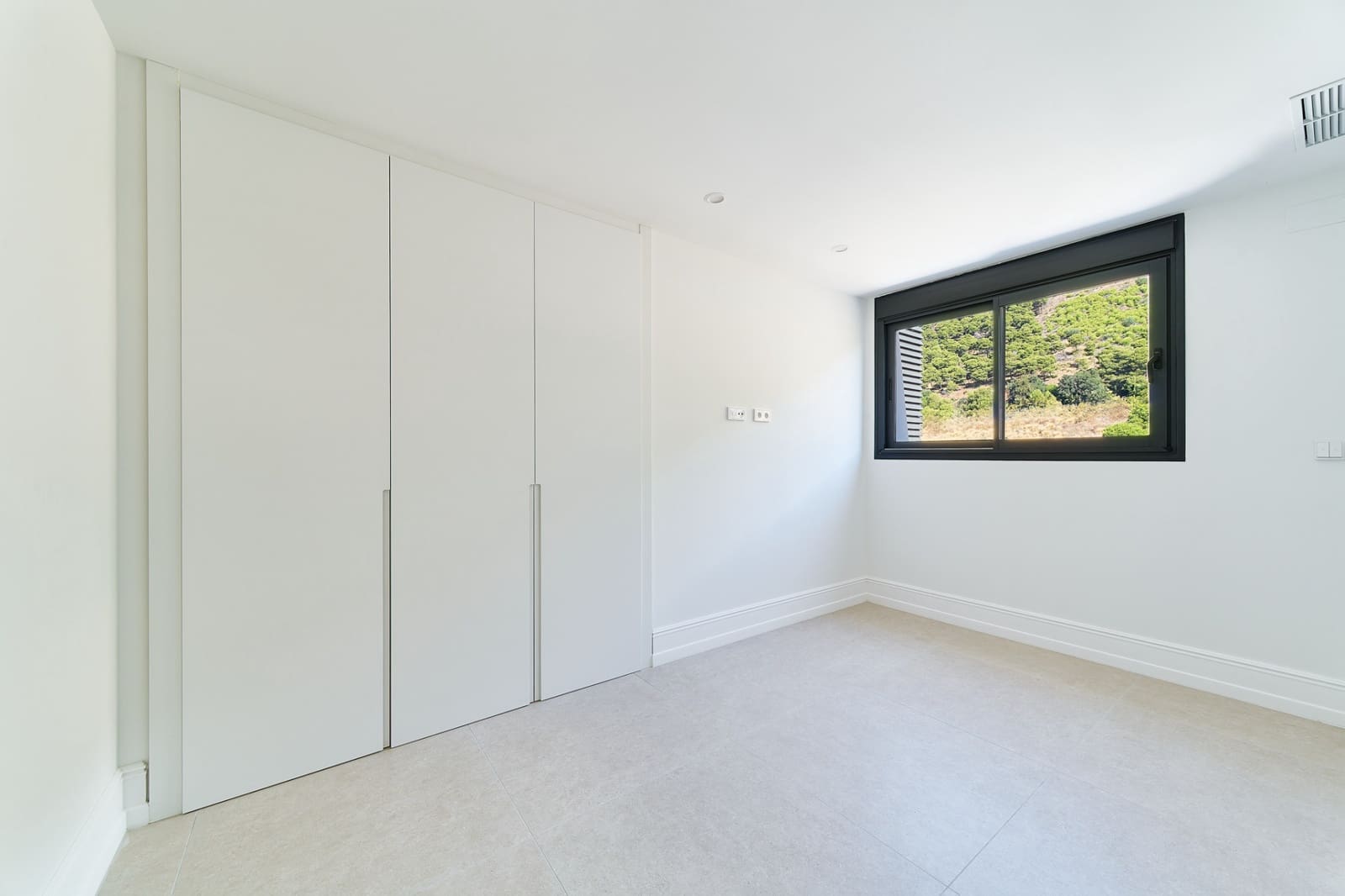 3 soveværelse Lejlighed til salg i Fuengirola med swimmingpool garage - € 895.000 (Ref: 10109402)