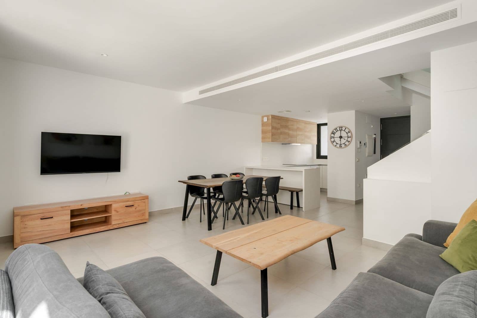 4 bedroom Townhouse for sale in Estepona with pool garage - € 1,195,000 (Ref: 10109403)
