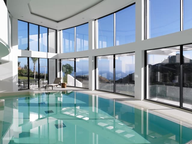3 sypialnia Penthouse na sprzedaż w Marbella z basenem garażem - 1 595 000 € (Ref: 10111533)