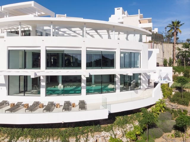 3 sypialnia Penthouse na sprzedaż w Marbella z basenem garażem - 1 595 000 € (Ref: 10111533)