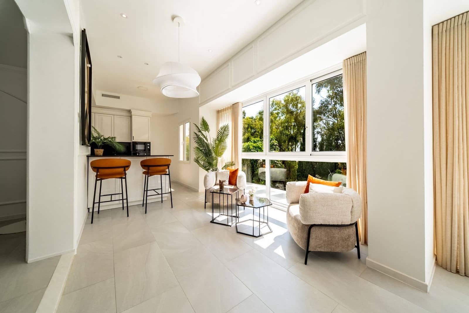 4 Zimmer Villa zu verkaufen in Nueva Andalucia mit Pool Garage - 1.890.000 € (Ref: 10115624)