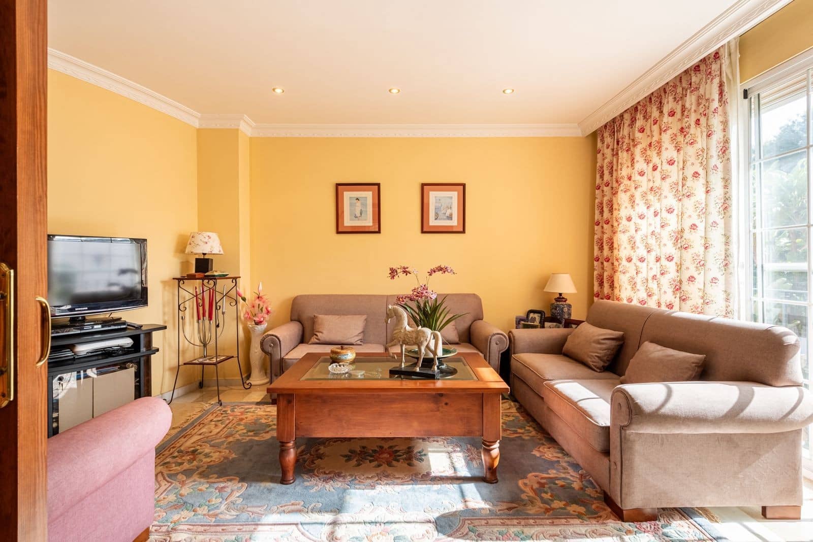 5 chambre Villa/Maison à vendre à Nueva Andalucia avec piscine garage - 3 650 000 € (Ref: 10115625)