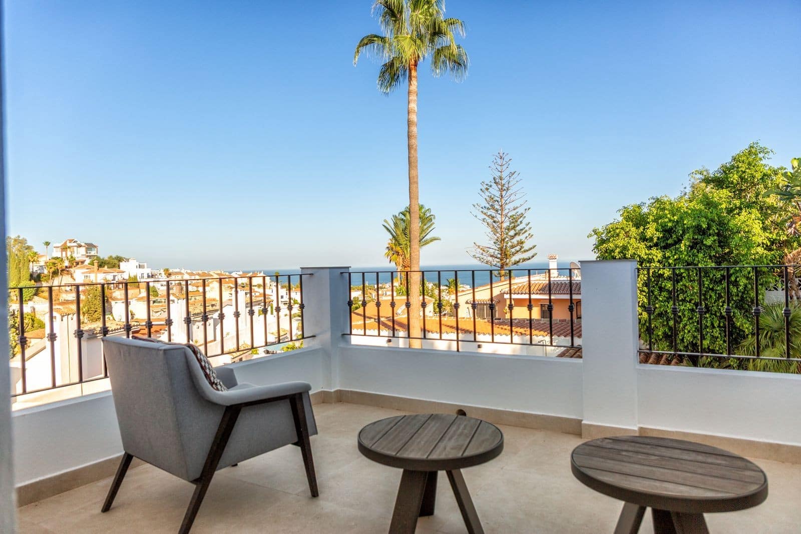 5 soverom Villa til salgs i Fuengirola med svømmebasseng garasje - € 1 495 000 (Ref: 10115629)