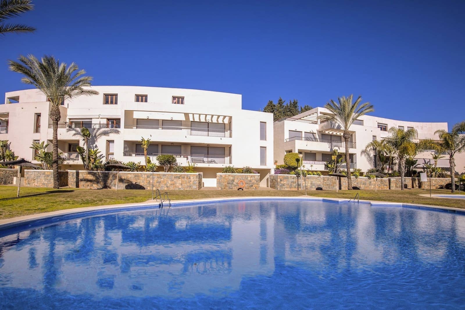 3 quarto Penthouse para venda em Marbella com piscina garagem - 795 000 € (Ref: 10115631)