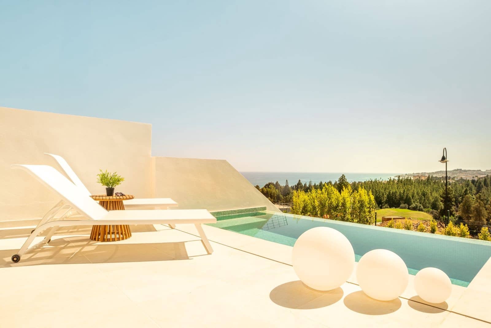 4 slaapkamer Halfvrijstaande villa te koop in Mijas Costa met zwembad garage - € 1.046.000 (Ref: 10115633)